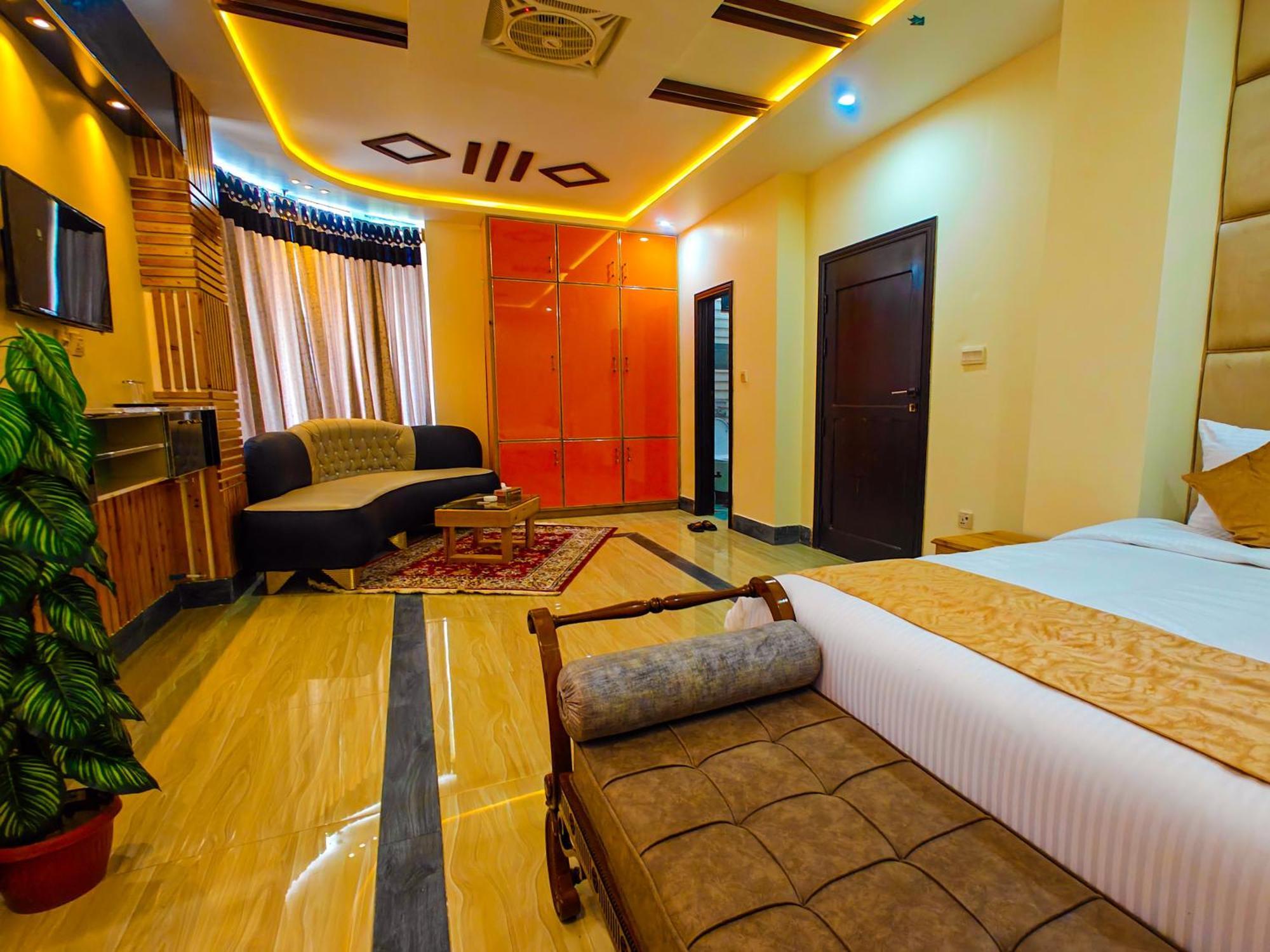 White Forest Hotel Kalam Экстерьер фото
